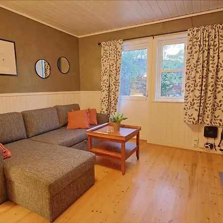 Aurora House - A Family & Friends Retreat In